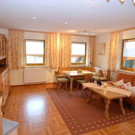 Flat With Swimming Pool In Prackenbach Apartment *